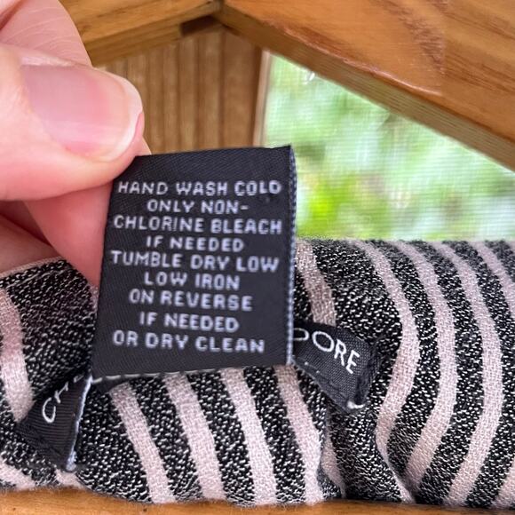 Chelsea & Theodore Women's Grey Striped Embroidered Boho Mini Dress Size M - Picture 8 of 8